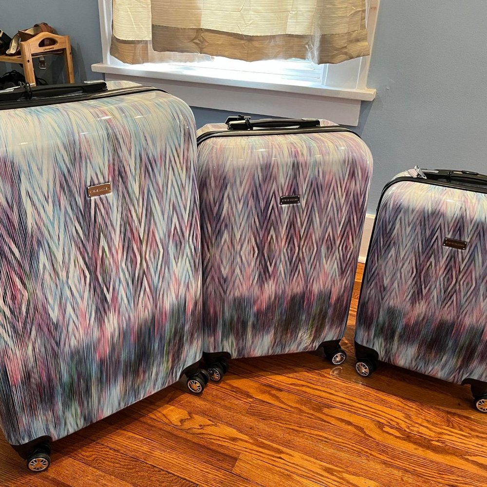 Steve Madden Hardshell Luggage Trio